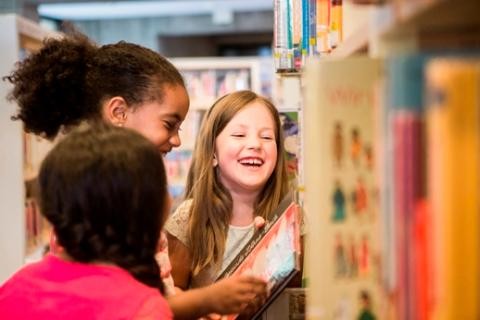 Foto Kinderbibliothek