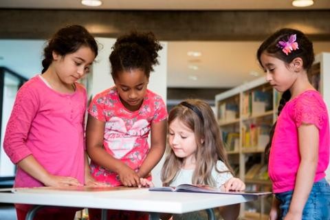 Foto Kinderbibliothek